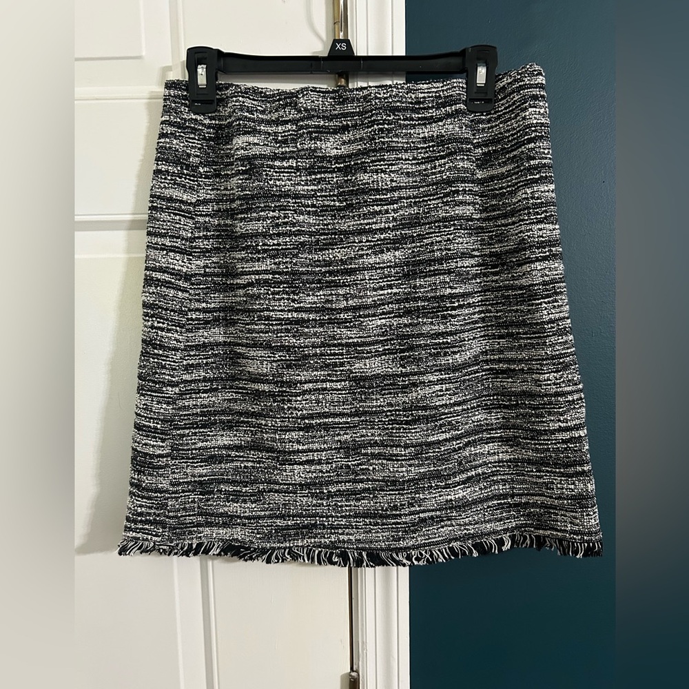 NWOT Badgley Mischka Tweed Skirt Size M